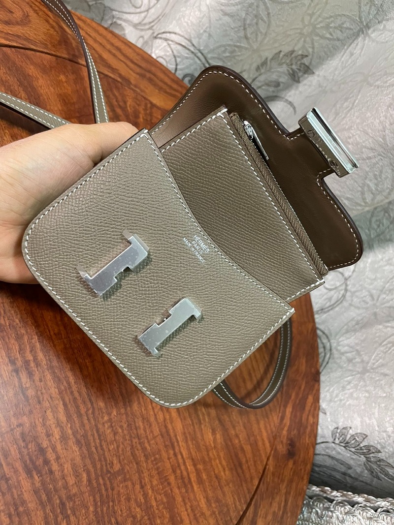 wallet90.jpg
