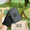 [GUCCI-구찌] 인터로킹 GG 여권 케이스지갑