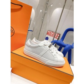 에르메스 HERMES 데이켈리 남여공용 스니커즈