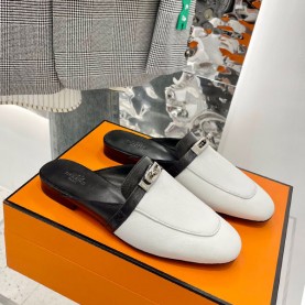에르메스 HERMES 여성 오즈 뮬 켈리버클 슬리퍼