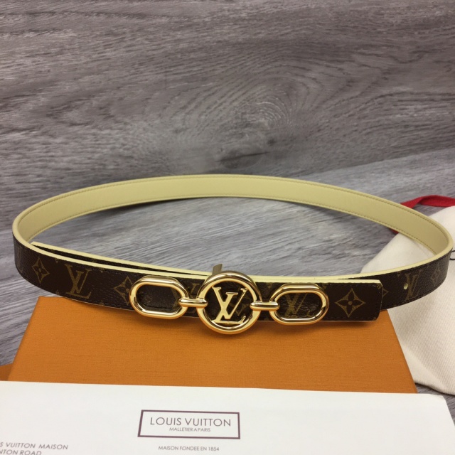 루이비통 LOUIS VUITTON 여성 벨트
