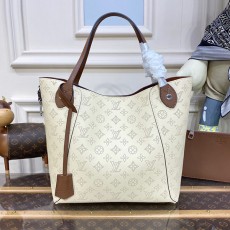 [LOUIS VUITTON-루이비통] 히나 MM