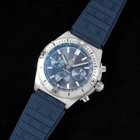 [BREITLING-브라이틀링] 크로노맷 B01 42