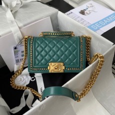 [CHANEL-샤넬] 스몰 보이백