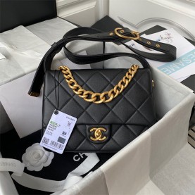 [CHANEL-샤넬] 플랩 메신저백