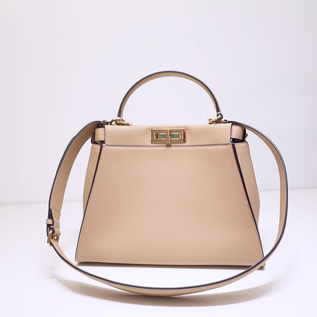 [FENDI-펜디] 피카부 아이코닉 미듐