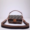 [FENDI-펜디] 바게트백 미듐