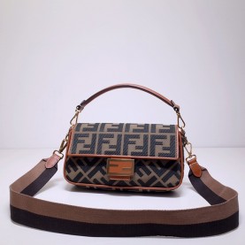 [FENDI-펜디] 바게트백 미듐