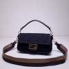 [FENDI-펜디] 바게트백 미듐