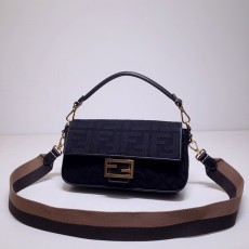 [FENDI-펜디] 바게트백 미듐