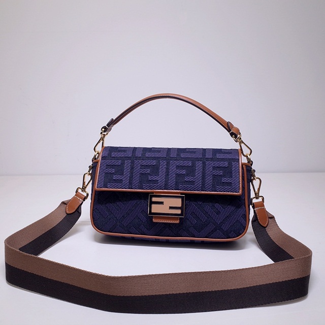 [FENDI-펜디] 바게트백 미듐