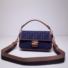 [FENDI-펜디] 바게트백 미듐