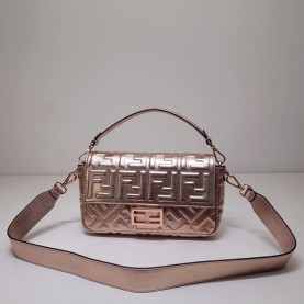 [FENDI-펜디] 바게트백 미듐