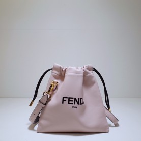 [FENDI-펜디] 파우치 로고 스몰 백