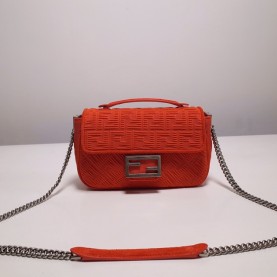 [FENDI-펜디] 바게트 체인 미디움