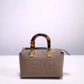 [FENDI-펜디] 바이 더 웨이 미니