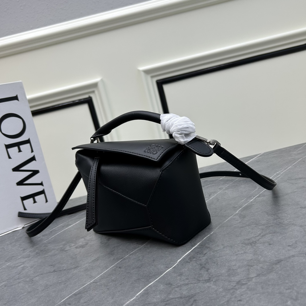 [LOEWE-로에베] 퍼즐백 소프트 그레인 미니