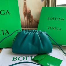 [BOTTEGA-보테가베네타] BV 파우치 미니