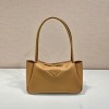 [PRADA-프라다] 미디엄 가죽 핸드백