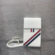 [THOM BROWNE-톰브라운] 페블 폰 홀더백