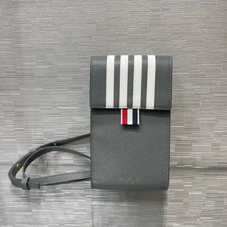 [THOM BROWNE-톰브라운] 페블 폰 홀더백