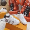 루이비통 LV 남여공용 타임아웃 스니커즈