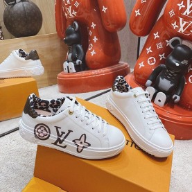 루이비통 LV 남여공용 타임아웃 스니커즈