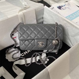 [CHANEL-샤넬] 클래식 램스킨 뉴미니