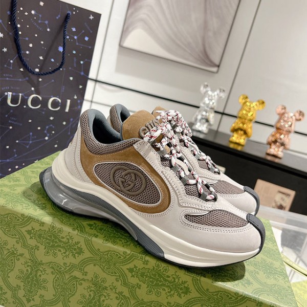 구찌 GUCCI 남여공용 런 스니커즈