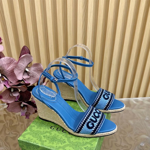 구찌 GUCCI 위지힐 샌들