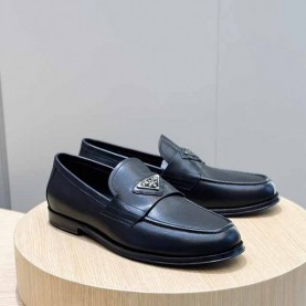 프라다 PRADA 남성 로퍼