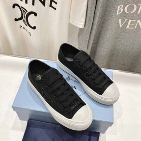 프라다 PRADA 여성 스니커즈