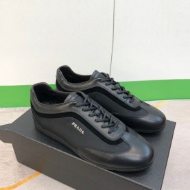 프라다 PRADA 남성 스니커즈