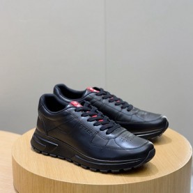 프라다 PRADA 남성 스니커즈