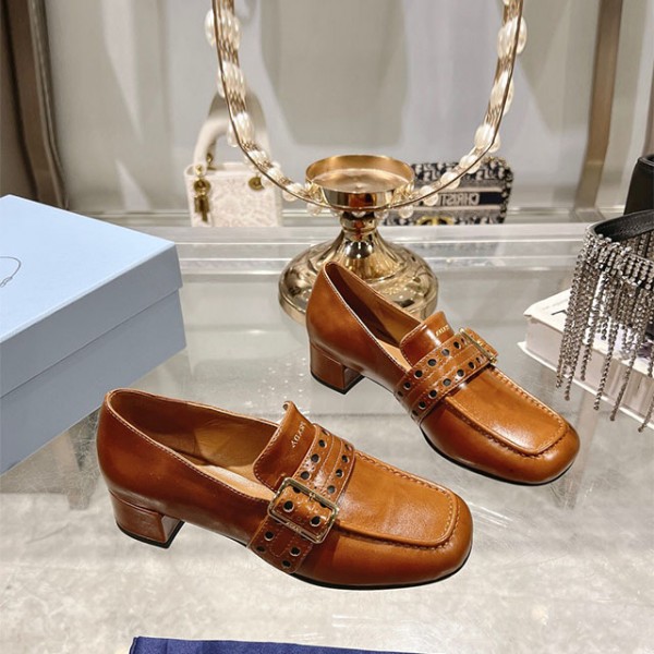프라다 PRADA 여성 로퍼
