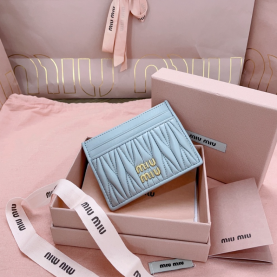 [MIUMIU-미우미우] 마테라쎄 나파 가죽 카드 홀더