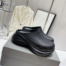 발렌시아가 Balenciaga 여성 크록스 슬리퍼