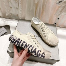 발렌시아가 Balenciaga 여성 캔버스 스니커즈