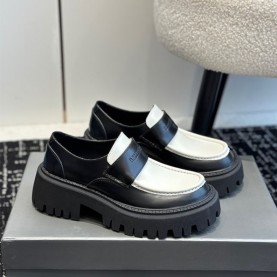 발렌시아가 Balenciaga 여성 클리퍼 슈즈