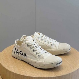 발렌시아가 Balenciaga 남여공용 스니커즈