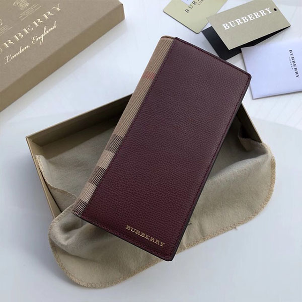 [BURBERRY-버버리] 가죽 하우스 체크 바이폴드 장지갑