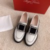 로저비비에 ROGER VIVIER 여성 로퍼