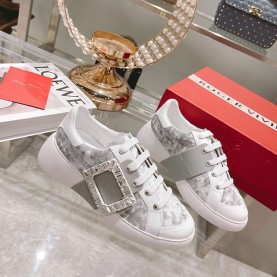 로저비비에 ROGER VIVIER 여성 버클 스니커즈