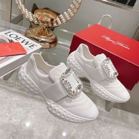 로저비비에 ROGER VIVIER 여성 버클 스니커즈