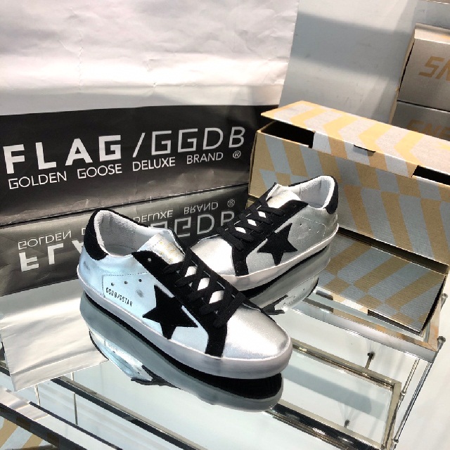 골든구스 GOLDEN GOOSE 남여공용 스니커즈