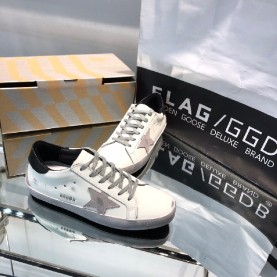 골든구스 GOLDEN GOOSE 남여공용 스니커즈