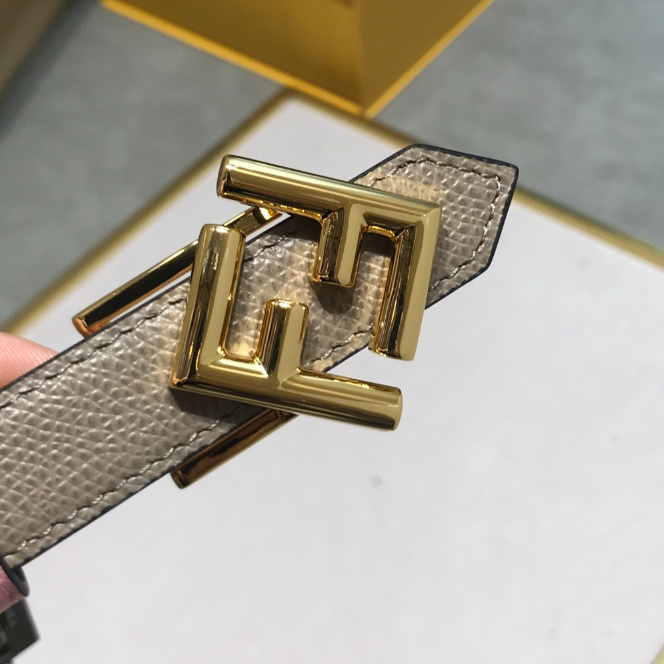 [FENDI-펜디] FF 다이아몬드 벨트