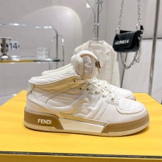 펜디 FENDI 여성 바케트 포켓 스니커즈
