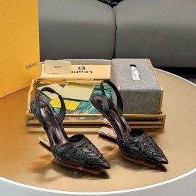 펜디 FENDI 여성 슬링백