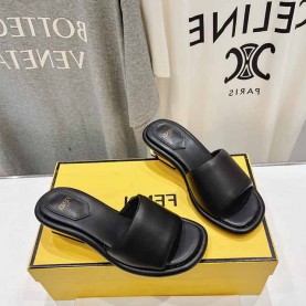 펜디 FENDI 여성 슬리퍼